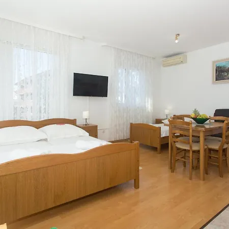 Apartments Villa Japeri Kastela Room photo