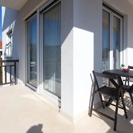 Apartments Villa Japeri Kastela Exterior photo