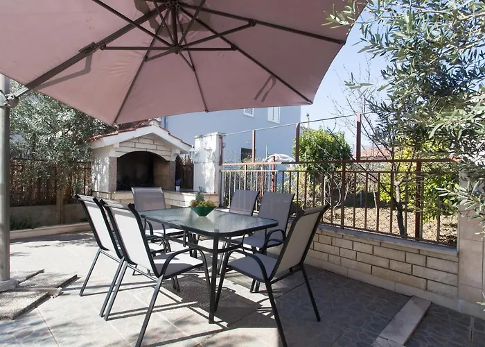 Apartments Villa Japeri